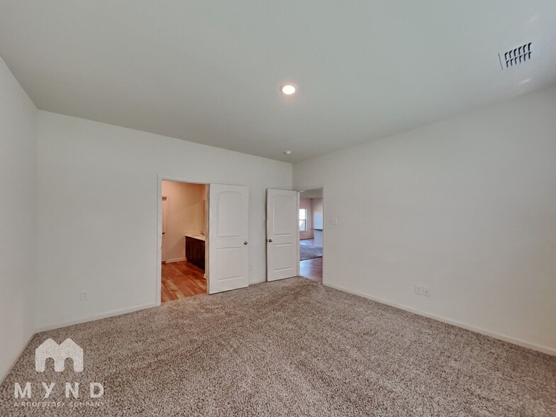 Building Photo - 13638 Logan Pass Dr