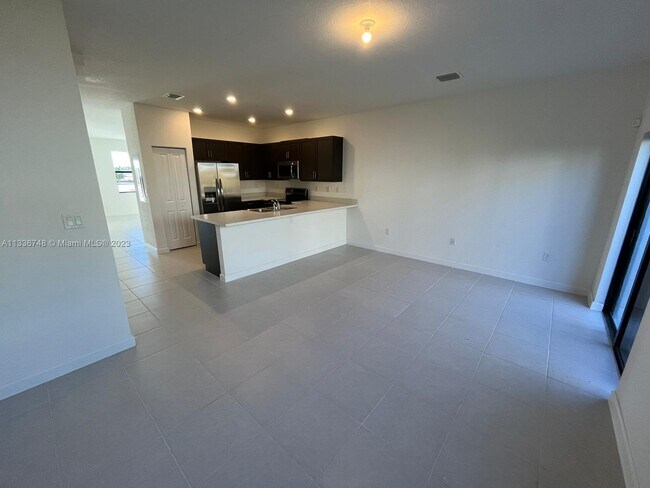 Building Photo - 28709 SW 132nd Pl