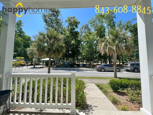 Building Photo - 4/3.5 Home at Carolina Bay in West Ashley!