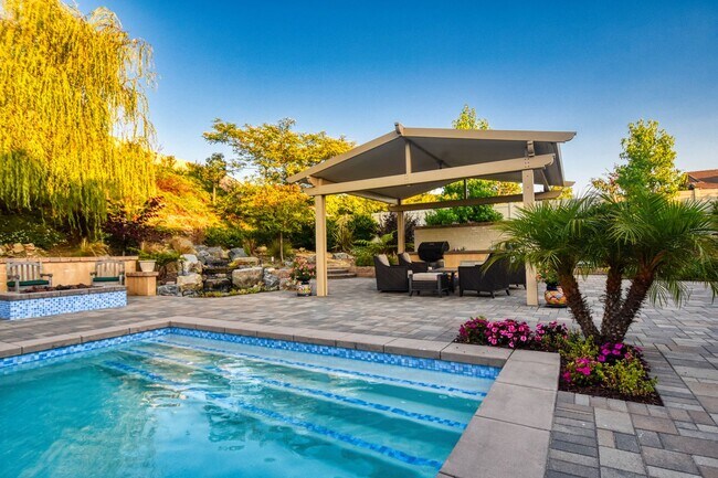 Building Photo - 5 Bedroom Resort-Style Estate with Pool, Spa & RV Parking