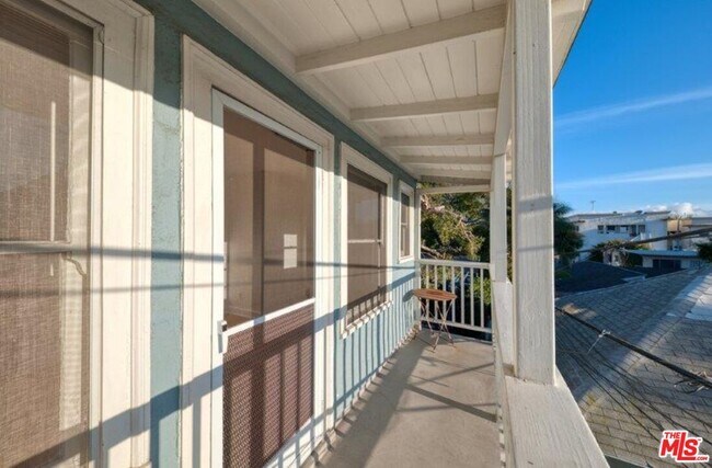 Building Photo - 3008 3rd St