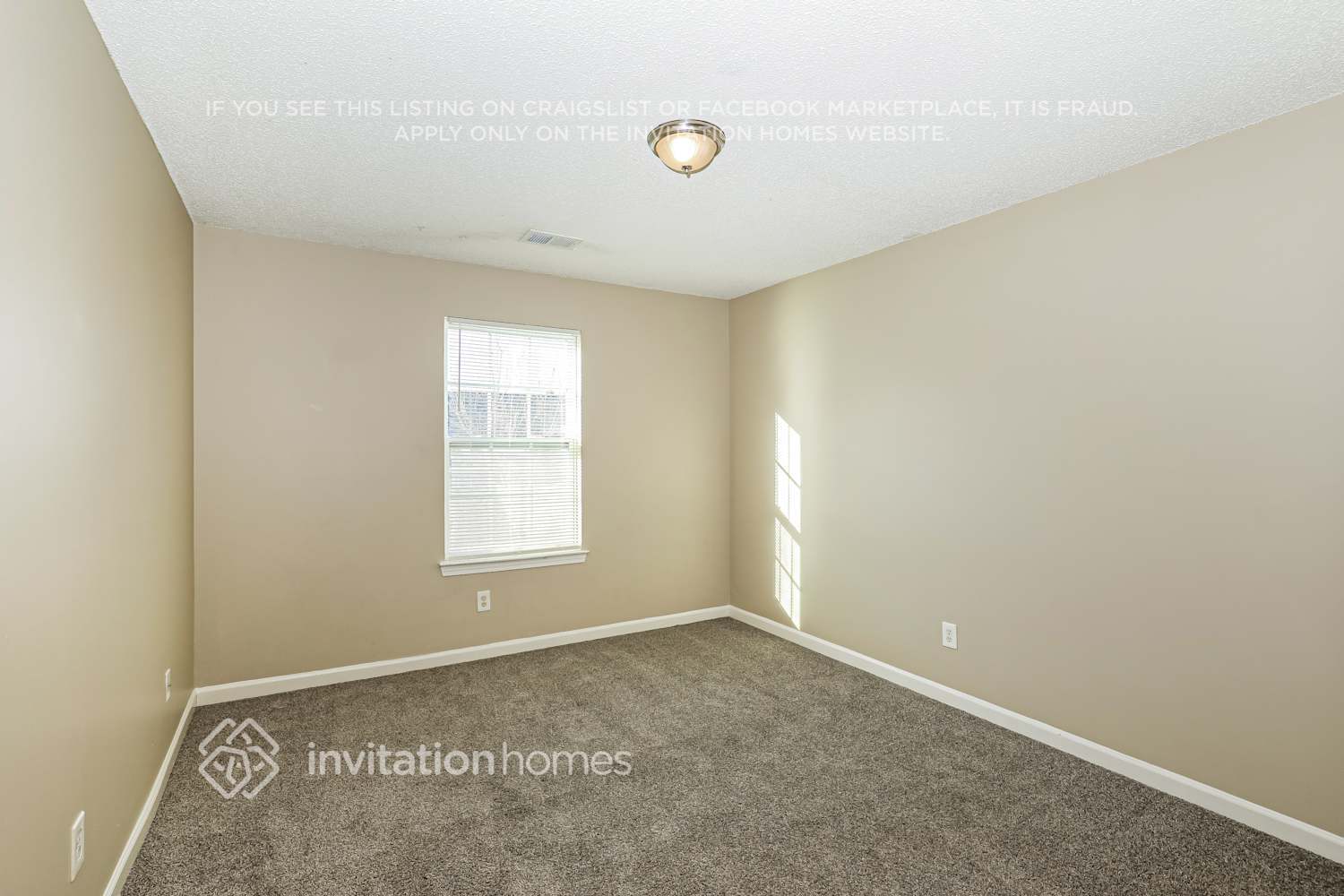 Building Photo - 3004 Meadow Glen Pass