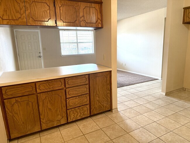Building Photo - 2302 Shenandoah Dr