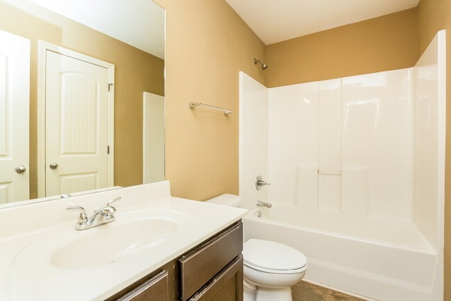 Building Photo - 1088 Sandy Bank Ct NE