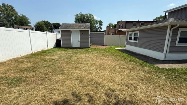 Building Photo - 56 Grace Dr