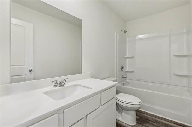 Building Photo - 3220 Dillonwood St