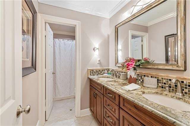 Building Photo - 414 Westwood Dr