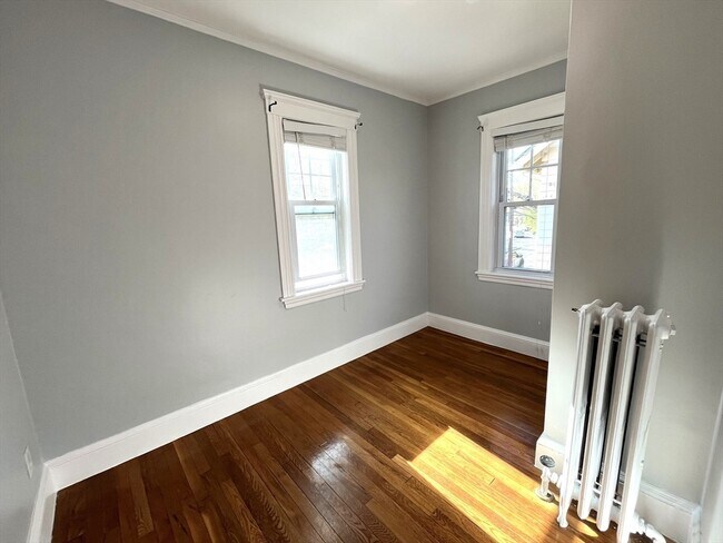 Building Photo - 130 Grove St