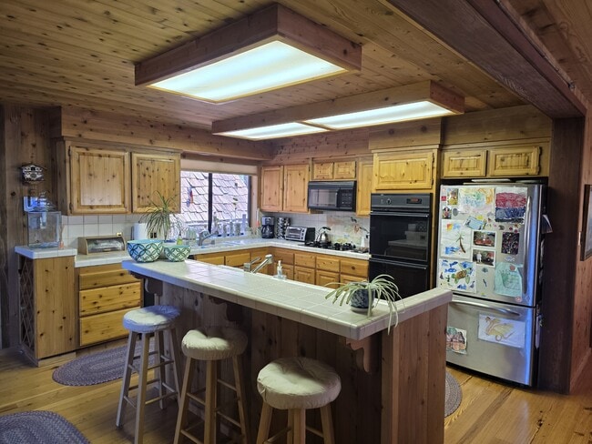 Building Photo - 1921 Bernina Dr