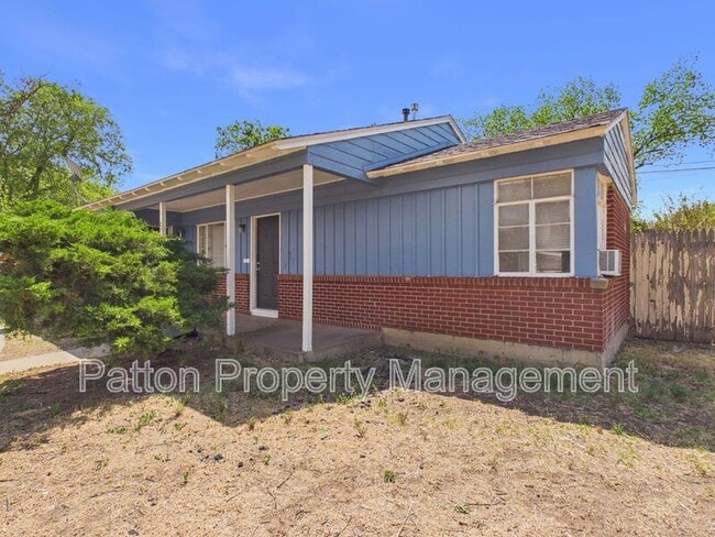 Building Photo - 2713 Duncan Dr