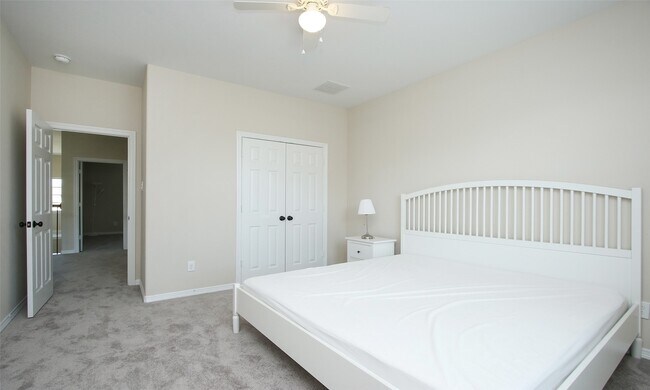 Building Photo - 27019 Drybank Creek Ln