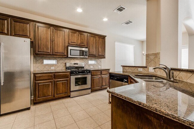 Building Photo - 1713 Greenside Trail