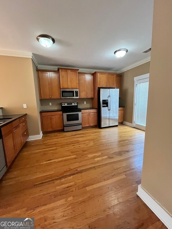 Building Photo - 783 Liberty Commons Dr