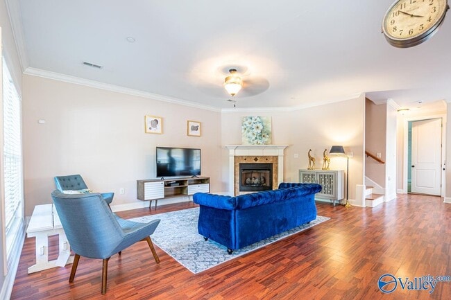 Building Photo - 111 Golden Rod Ln