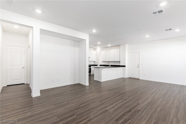 Building Photo - 2685 Abrantes Pl