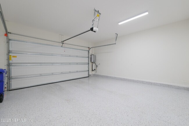 Building Photo - 50 Sewall Ln