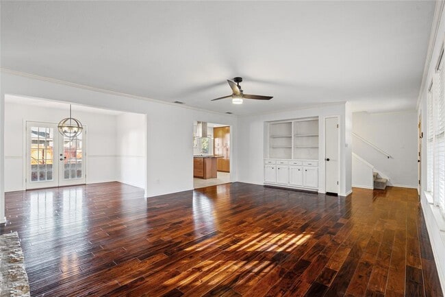 Building Photo - 1801 Broken Shoe Cove