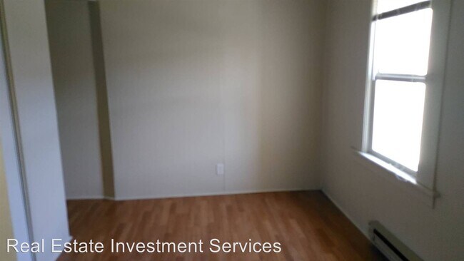 Building Photo - 1014-1016 M.L.K. Jr Way