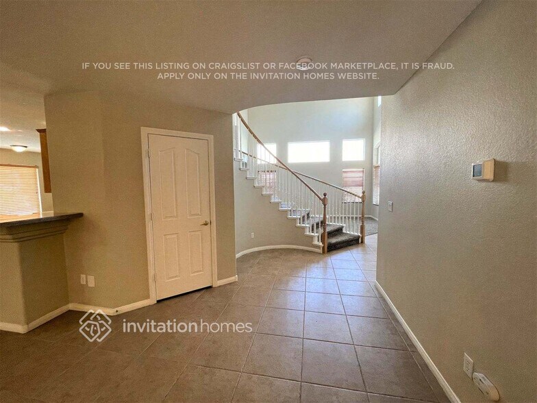 Building Photo - 8104 Marin Pointe Ave