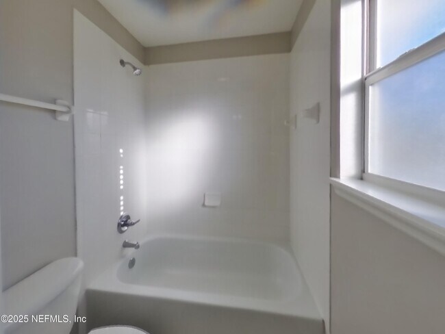 Building Photo - 2882 Spoonbill Trail