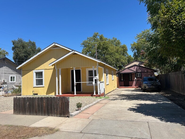 Building Photo - 4025 50th St