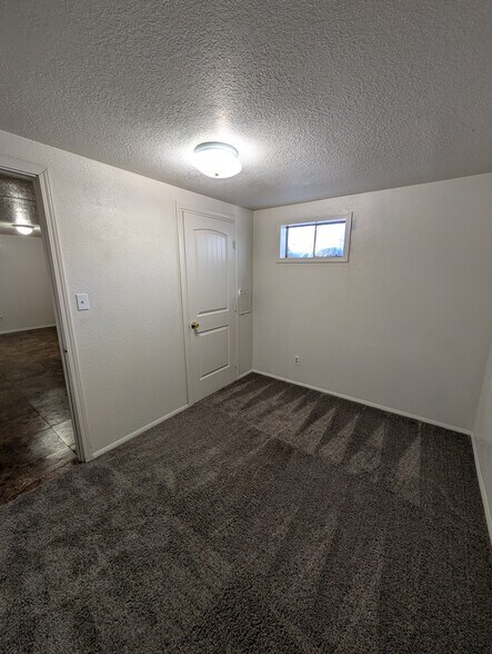 Building Photo - 377 Mattwood Dr