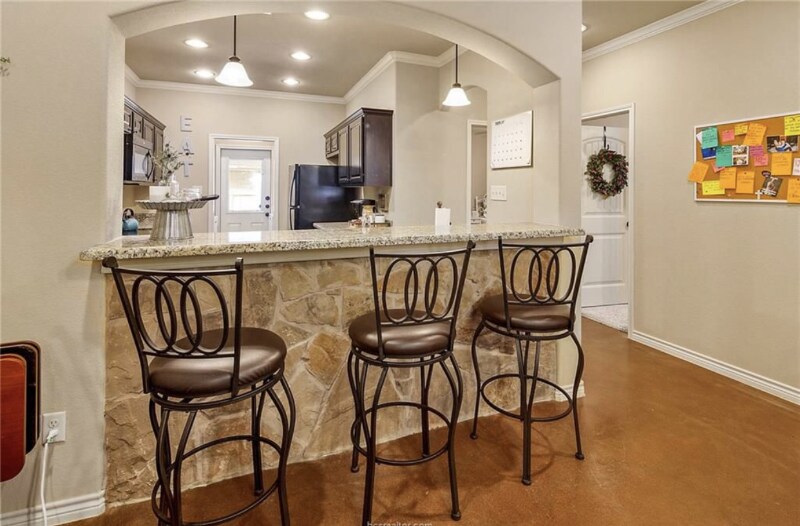 Building Photo - 3207 Papa Bear Dr