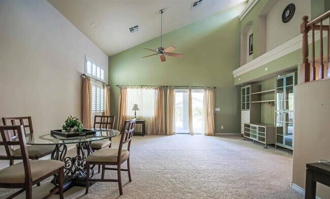 Building Photo - Welcome to this stunning 3-bedroom, 2.5-bathroom home located in the desirable city of Las Vegas!