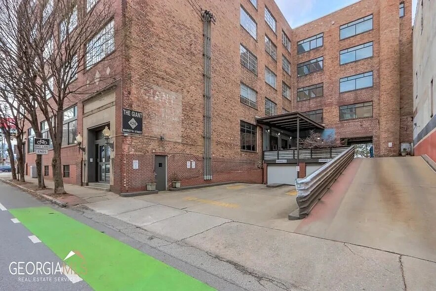 Building Photo - 426 Marietta St NW