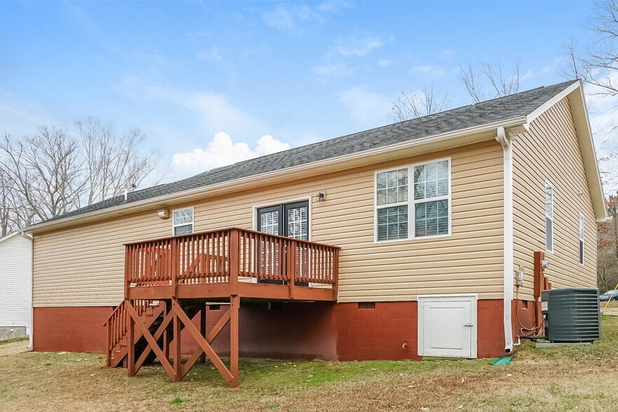 Building Photo - 2533 Friendly Trail