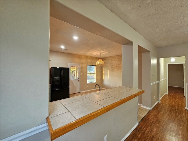 Building Photo - 13111 Cherryglade Ct
