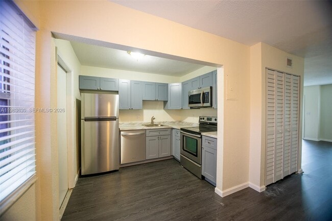 Building Photo - 4803 NW 9th Dr