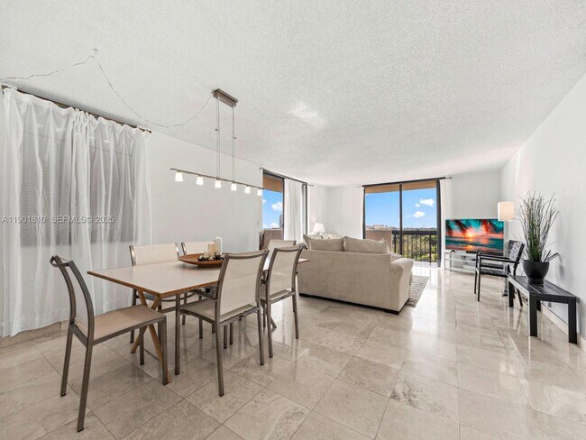 Building Photo - 600 Biltmore Way