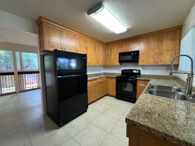 Building Photo - 2504 Levante St