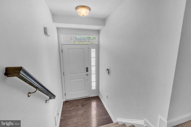 Building Photo - 23548 Belvoir Woods Terrace
