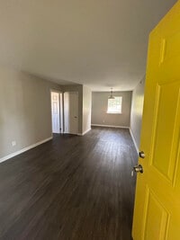 Building Photo - Westview 1