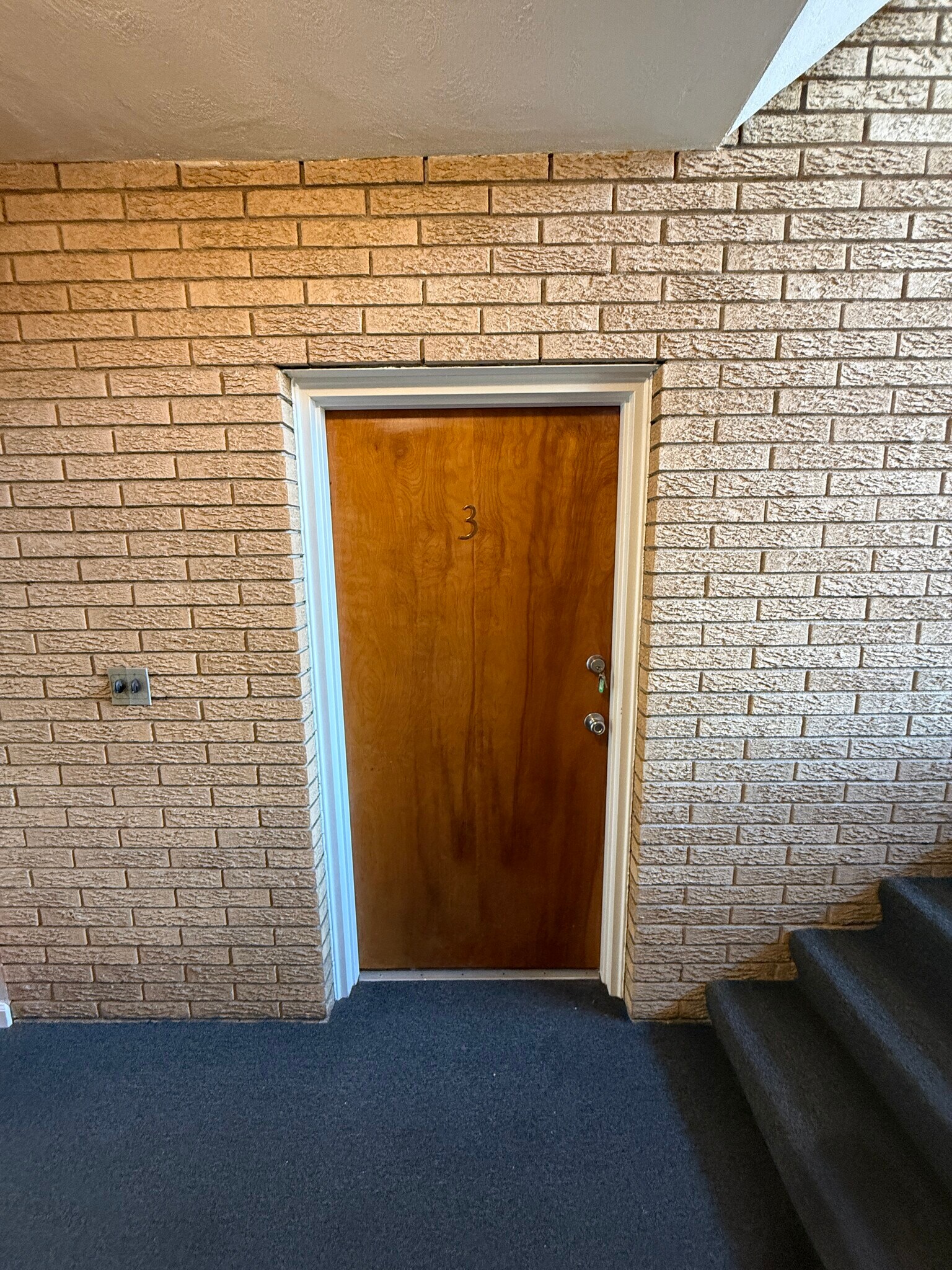 Building Photo - 3313 Camvic Ter