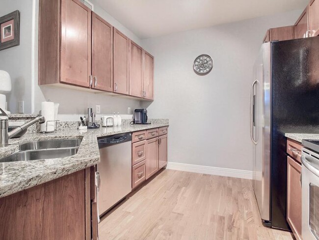 Kitchen - 9019 E Panorama Cir