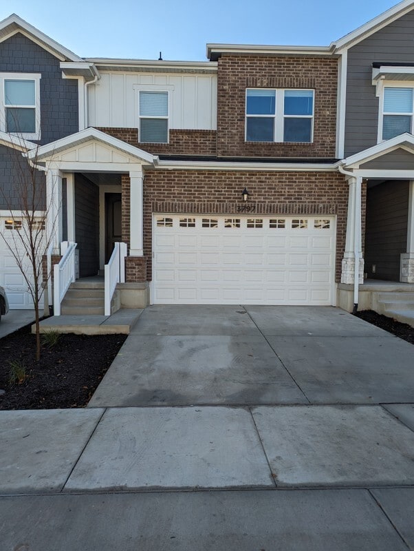 Building Photo - 3797 Big Horn Dr