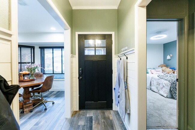 Building Photo - 6037 72nd St