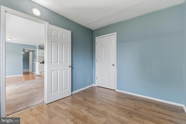 Building Photo - 4903 Americana Dr