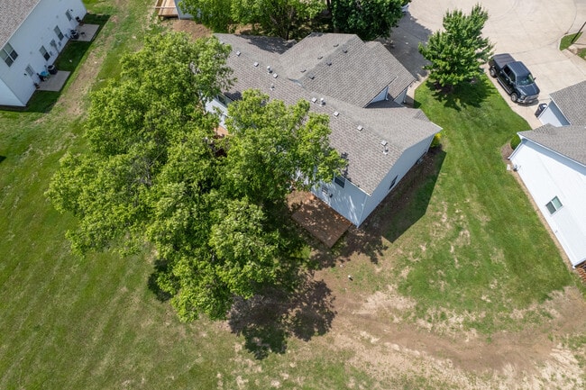 Building Photo - 3504 Delmar Ct