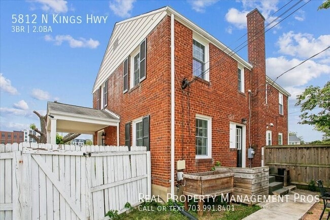 Building Photo - 5812 N Kings Hwy