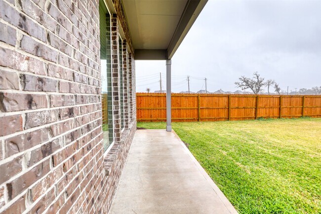 Building Photo - 399 Magnolia Ln