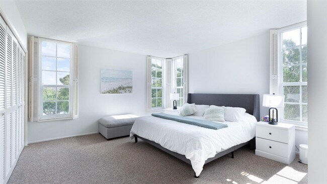 Building Photo - 3100 N Course Ln