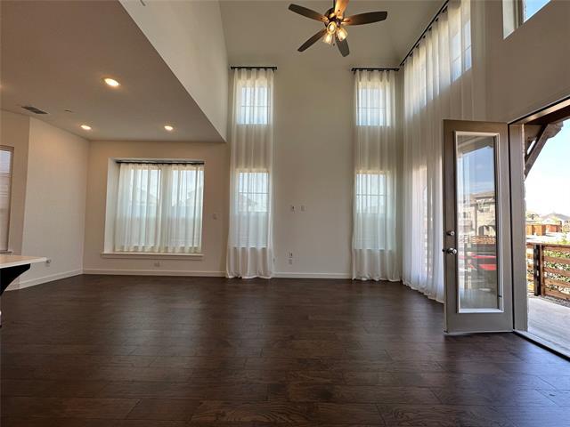 Building Photo - 358 Somerville Dr