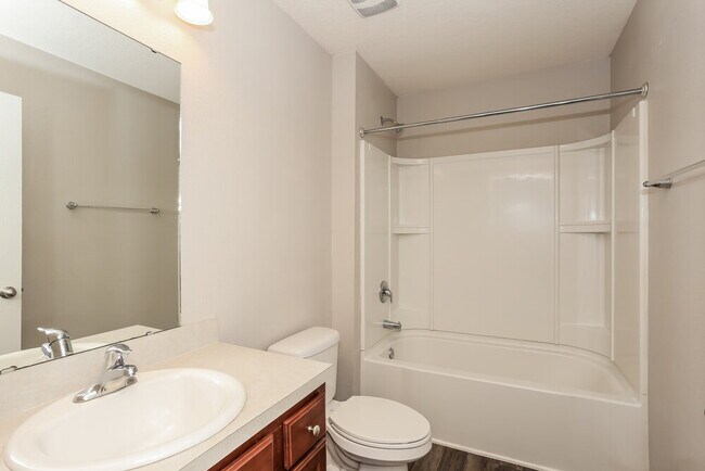 Building Photo - 6780 Sandle Dr