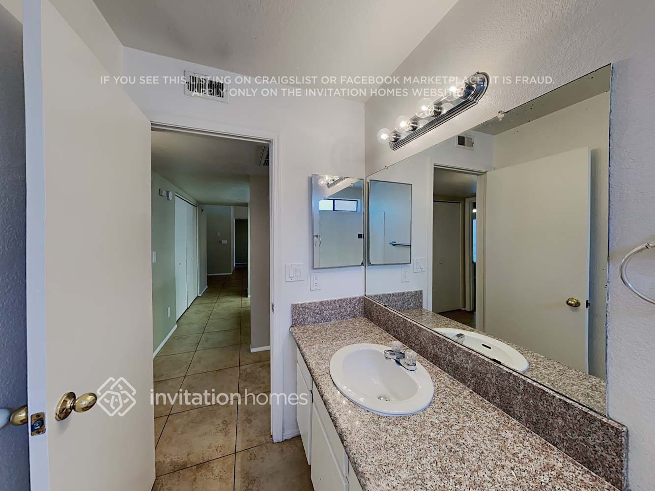 Building Photo - 7543 W Cheryl Dr