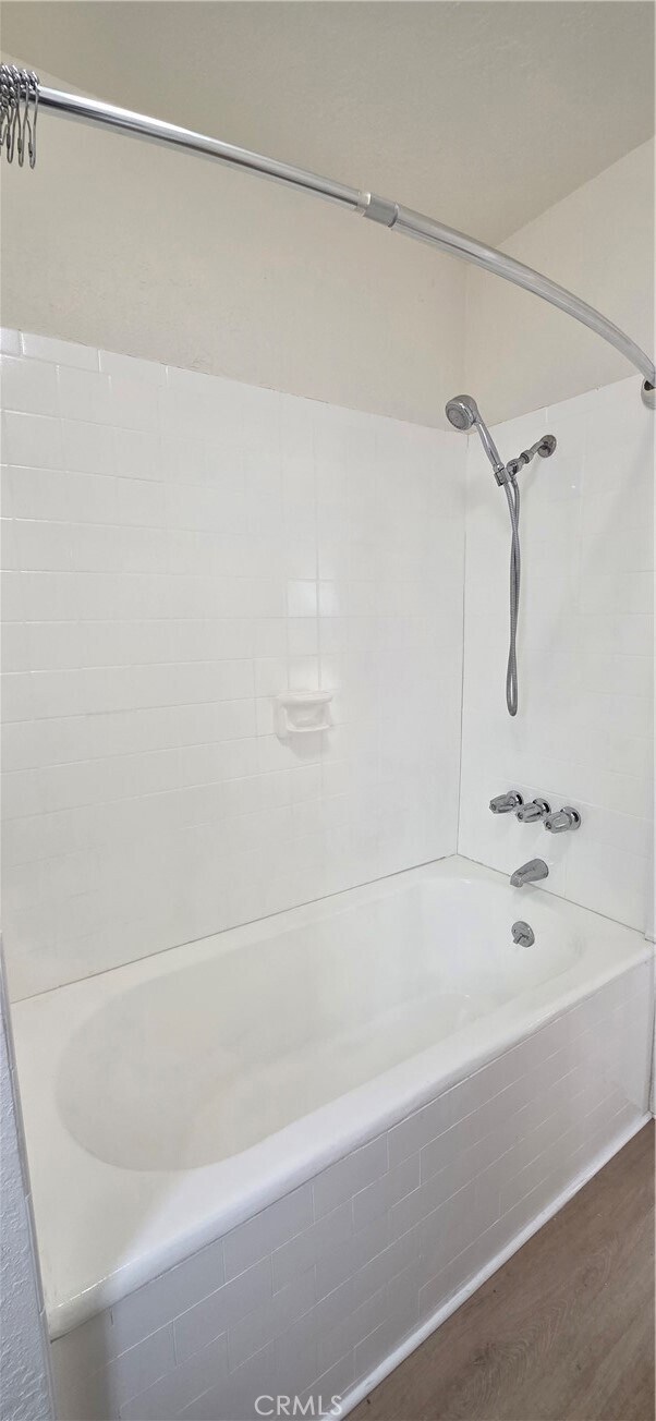 Building Photo - 2838 E 4th St