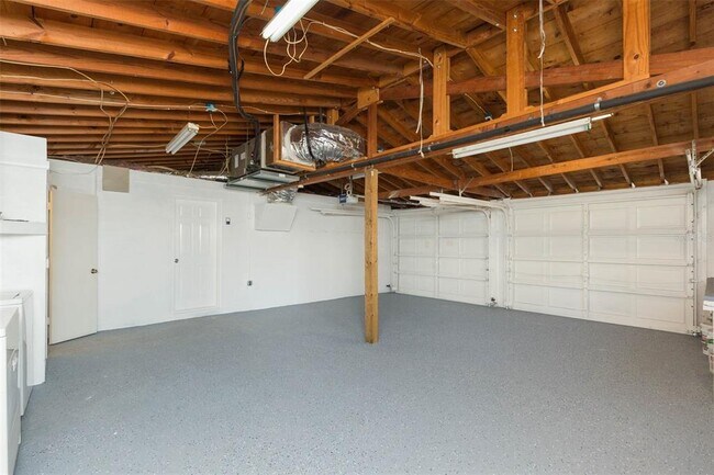 Building Photo - 4253 Newgate Ave
